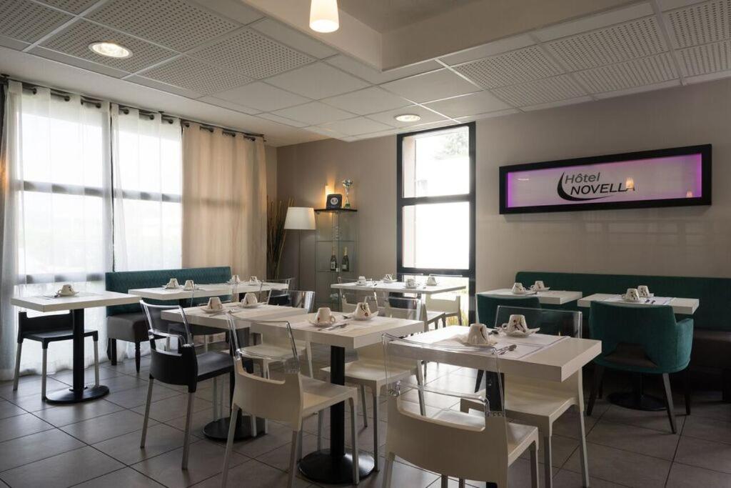 The Originals City, Hotel Novella Confort, Nantes Est Каркефу Екстериор снимка